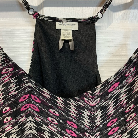 Dynamite Black & Pink Patterned Dress - Picture 3 of 5